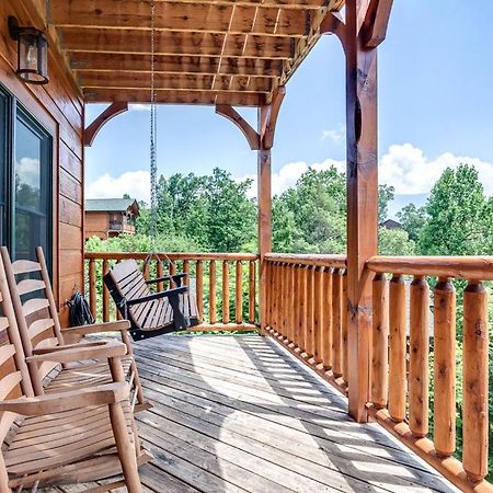 Gatlinburg Cabin With Private Hot Tub By Staycating エクステリア 写真