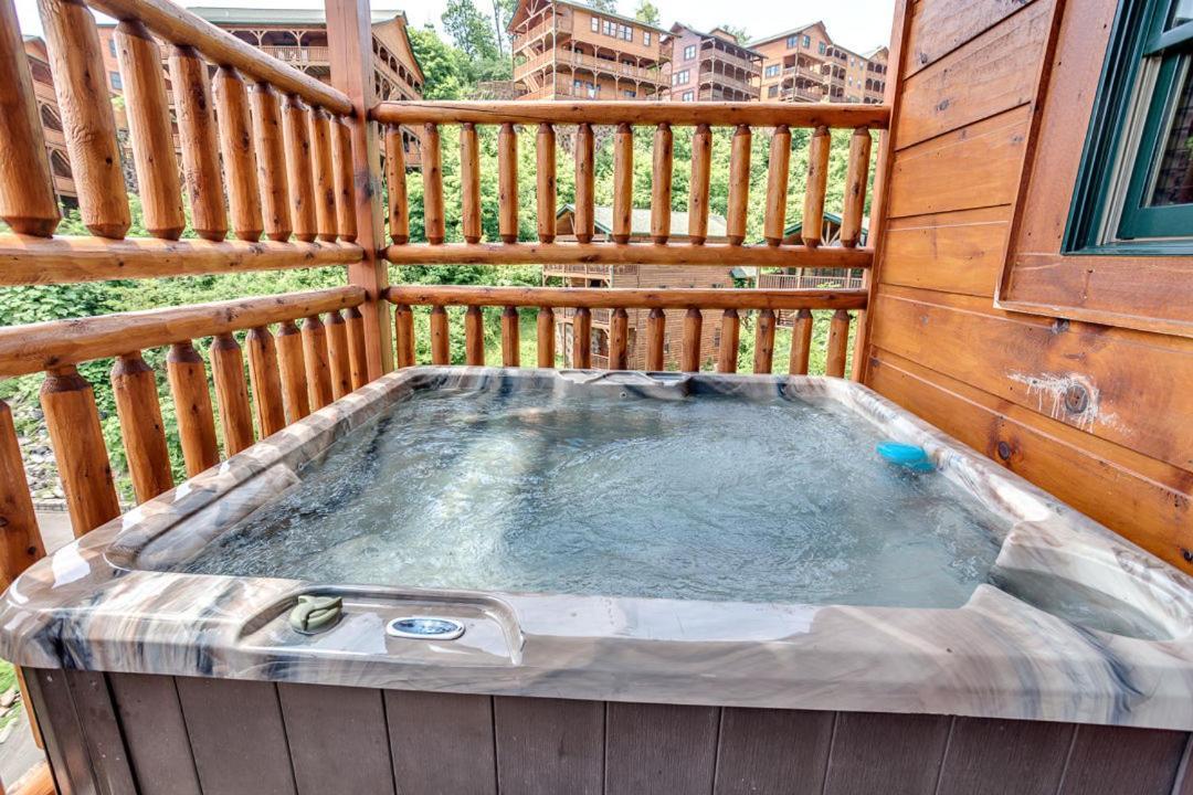 Gatlinburg Cabin With Private Hot Tub By Staycating エクステリア 写真