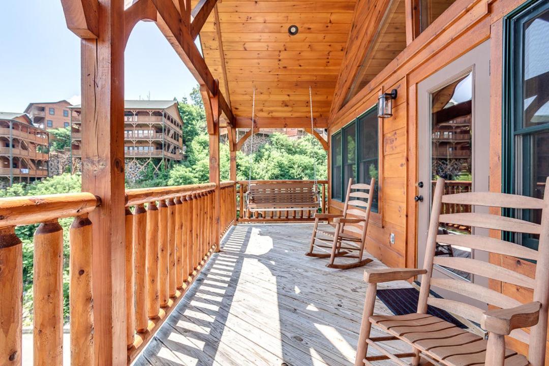 Gatlinburg Cabin With Private Hot Tub By Staycating エクステリア 写真