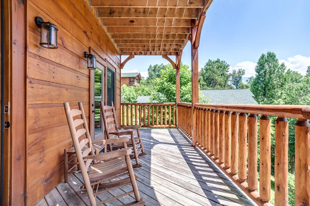 Gatlinburg Cabin With Private Hot Tub By Staycating エクステリア 写真