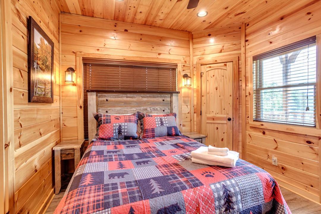 Gatlinburg Cabin With Private Hot Tub By Staycating エクステリア 写真