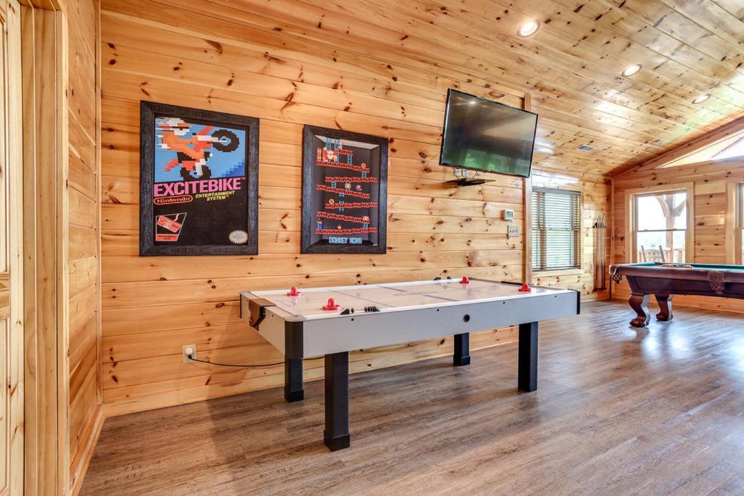 Gatlinburg Cabin With Private Hot Tub By Staycating エクステリア 写真