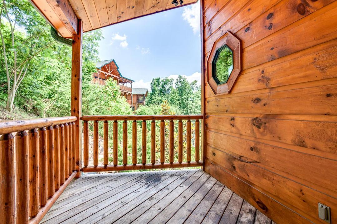 Gatlinburg Cabin With Private Hot Tub By Staycating エクステリア 写真